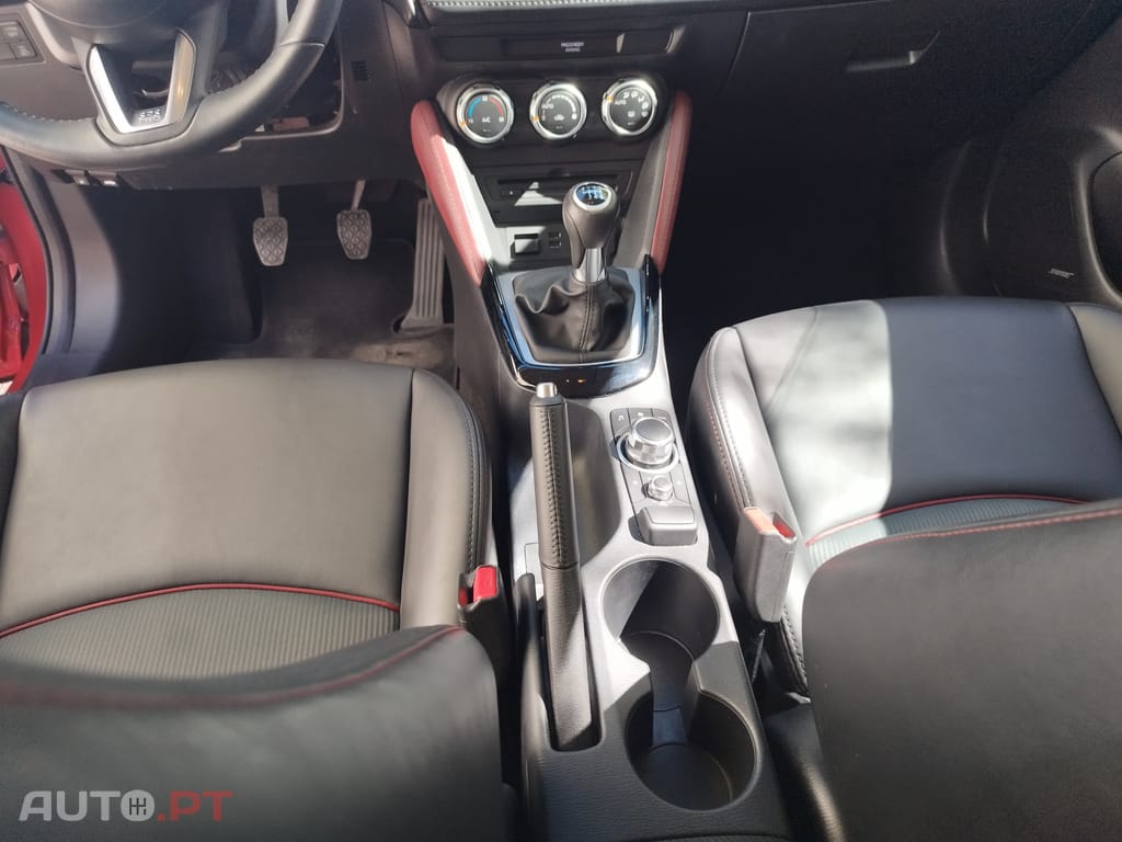 Mazda CX-3 1.5 Skyactive Ecellence Navi
