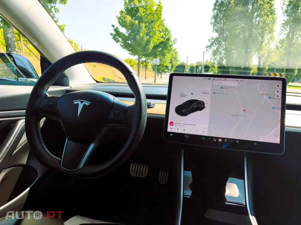 Tesla Model 3 Long Range AWD Dual Motor Performance