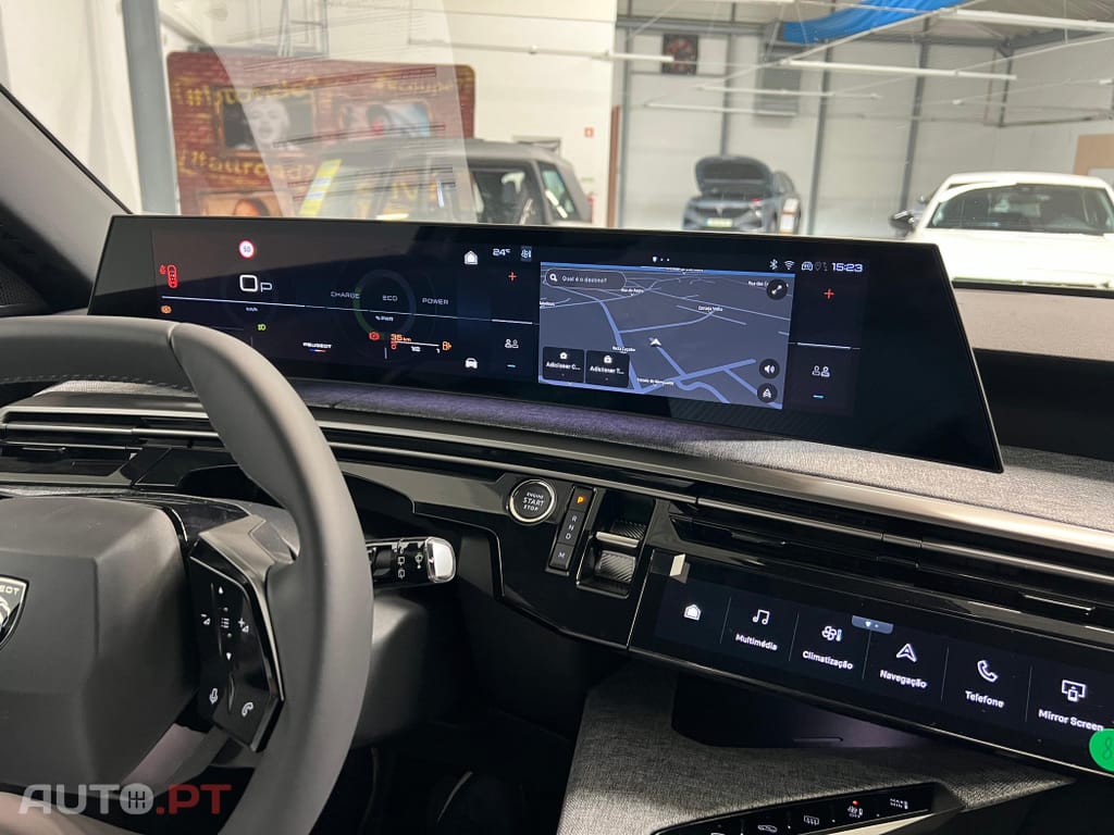 Peugeot 5008 1.2 Hybrid Allure e-DCS6