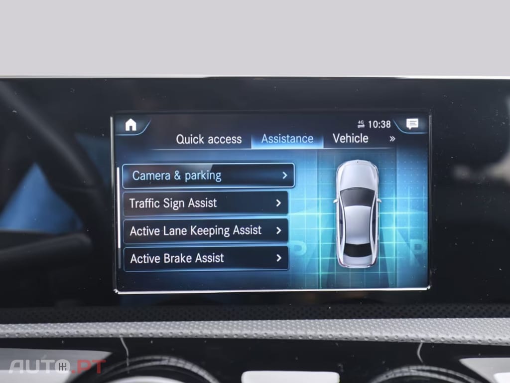 Mercedes-Benz A 250 I.V.A DEDUTIVEL 