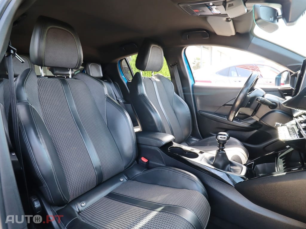 Peugeot 208 1.2 PureTech GT Line