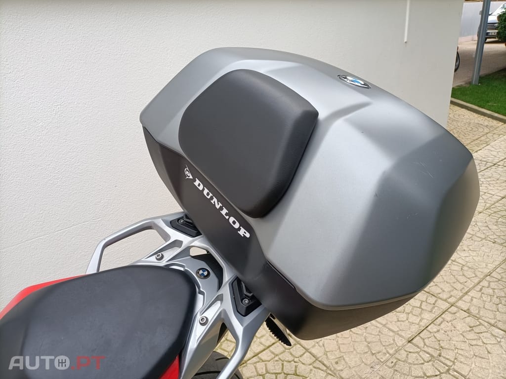 BMW S S1000XR