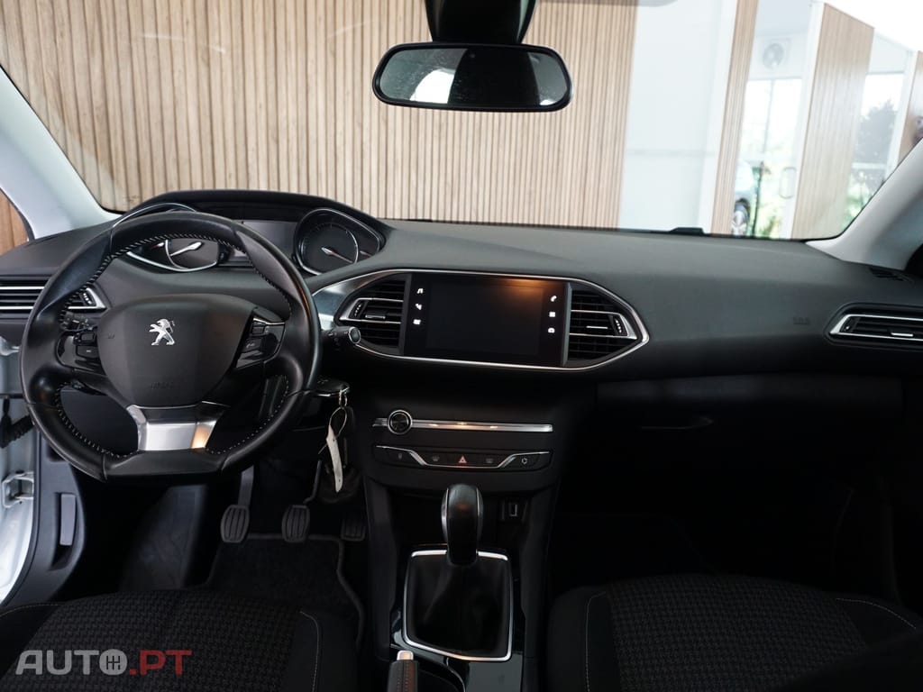 Peugeot 308 SW 1.6 BlueHDi Style
