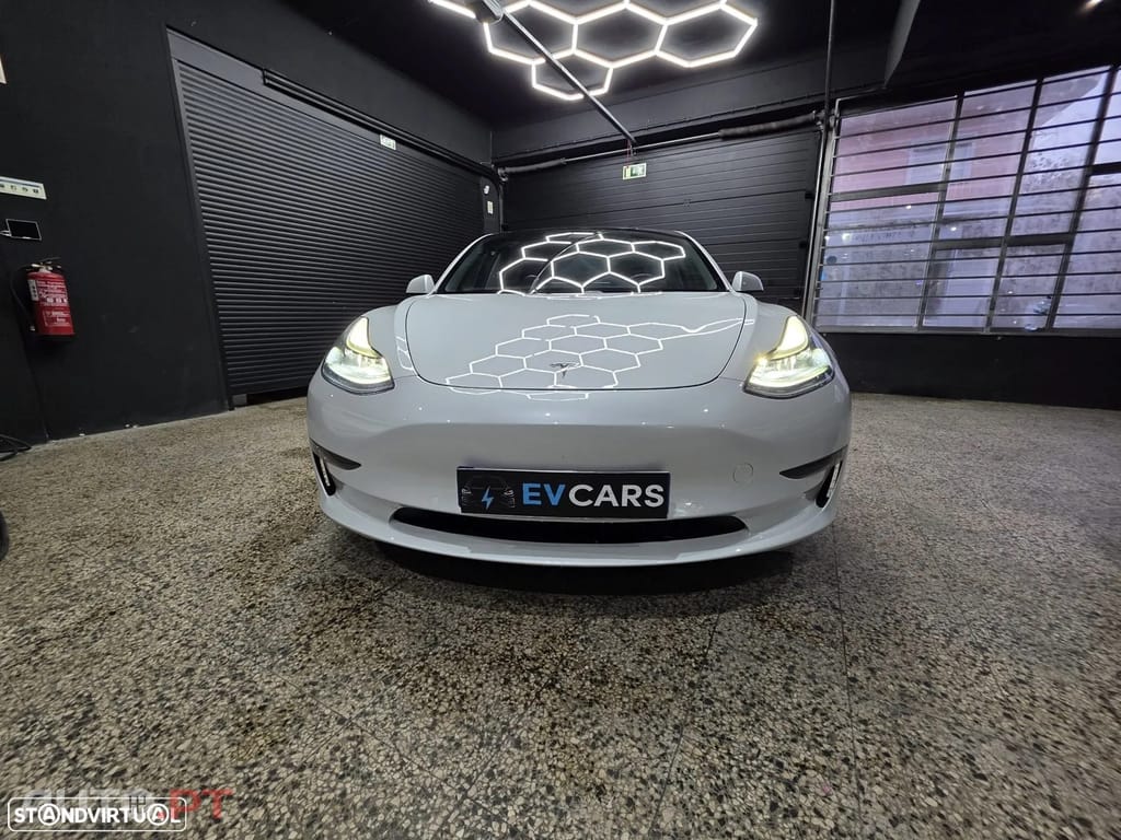 Tesla Model 3 Long Range AWD Dual Motor