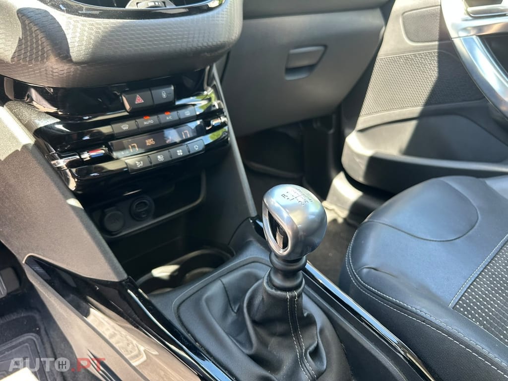 Peugeot 2008 1.6 BlueHDi Allure