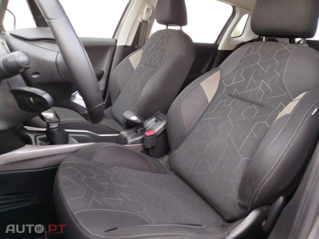 Peugeot 2008 1.6 BlueHDi Style