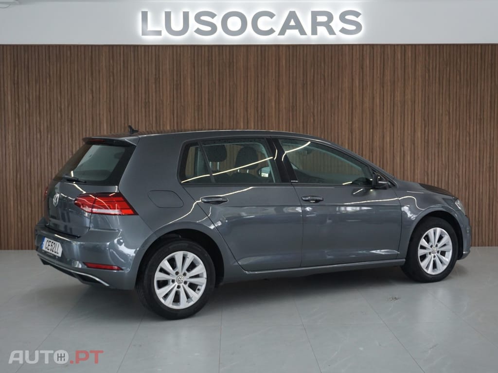 Volkswagen Golf 1.0 TSI OPF IQ.DRIVE