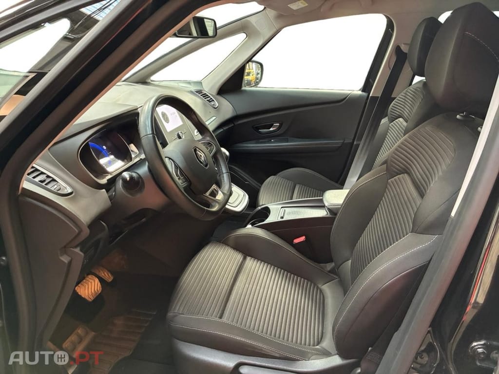 Renault Grand Scénic 1.3 TCe Evolution EDC