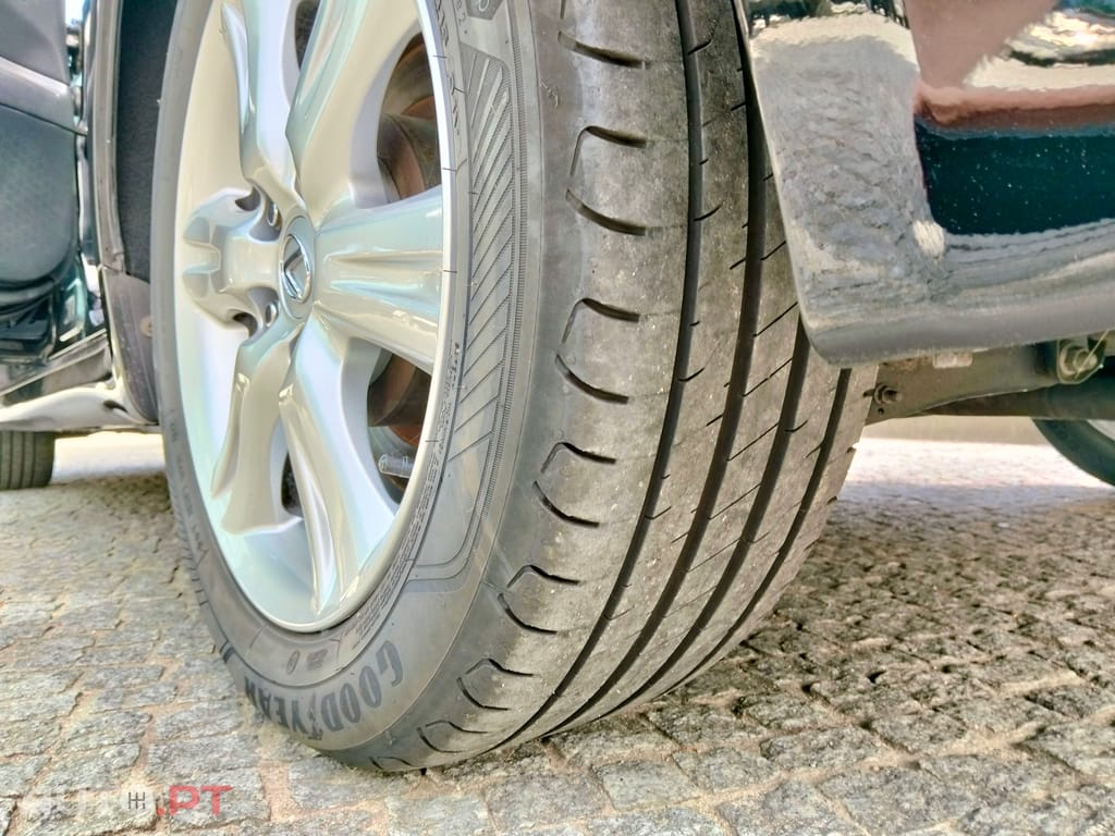 Lexus IS 220 Business c/ Pack Sport