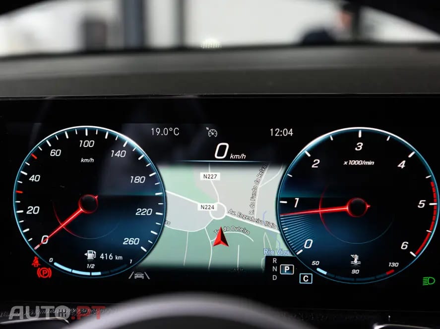 Mercedes-Benz GLB 200 d