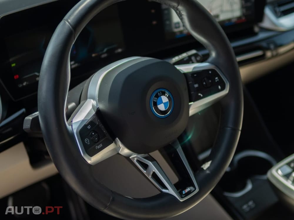 BMW iX1 xDrive30
