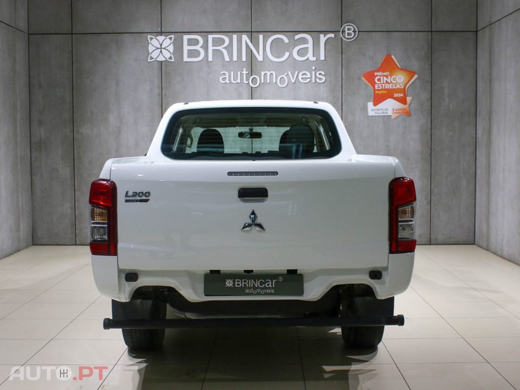 Mitsubishi L200 2.3 DI-D CD Invite 4WD