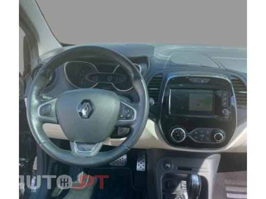 Renault Captur 1.5 dCi Energy Initial Paris