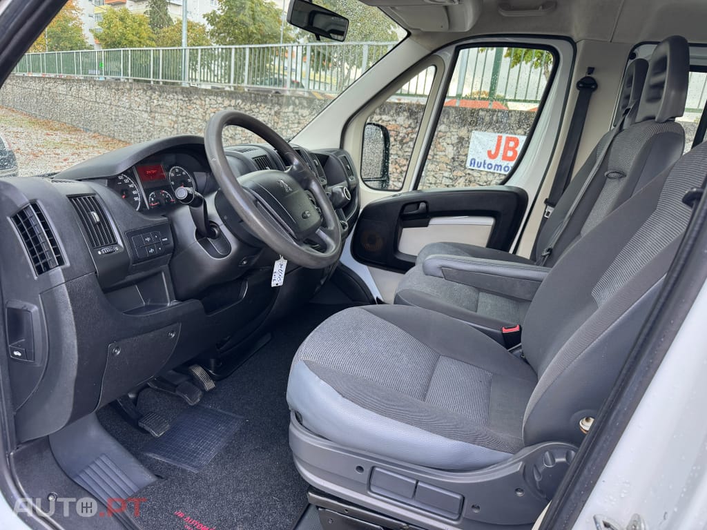 Peugeot Boxer 2.2 HDi 335 L2 CD