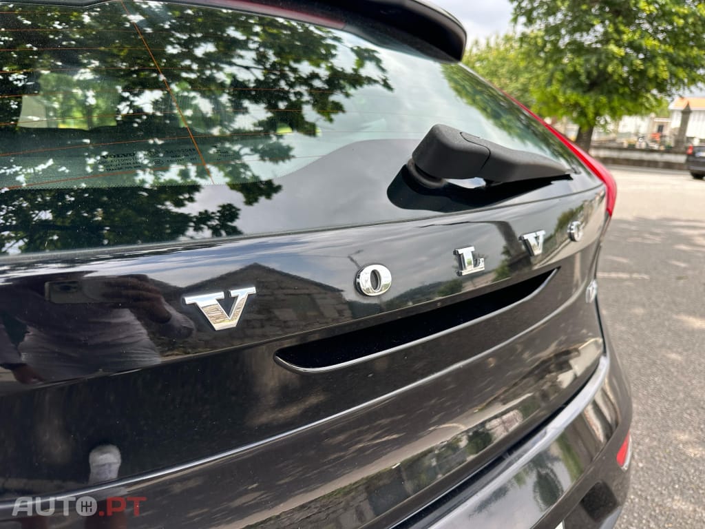 Volvo V40 2.0 D2 Momentum Eco