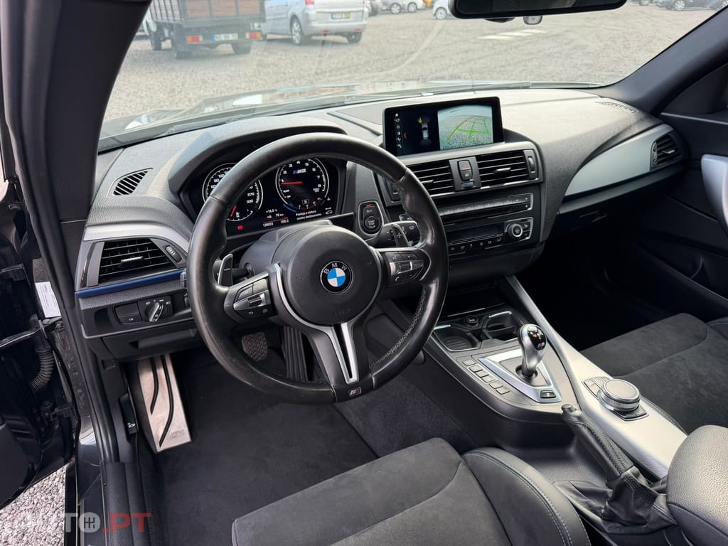 BMW M4 Auto