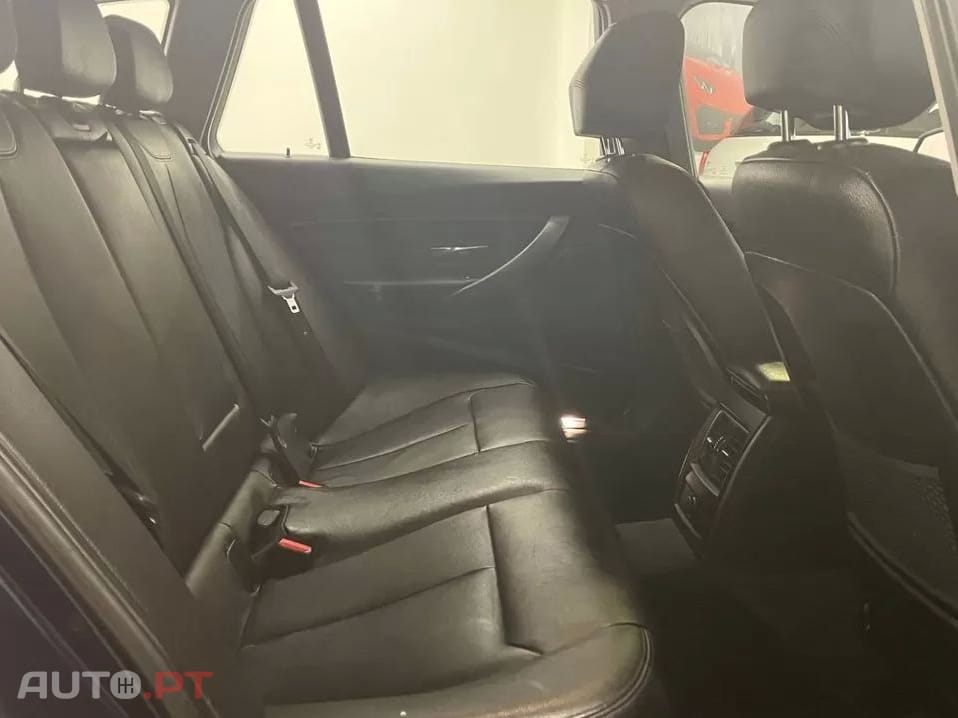 BMW 320 d Touring ED Line Luxury Auto
