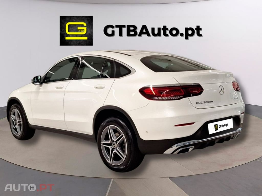 Mercedes-Benz GLC 300 de 4M AMG I.V.A DEDUTÍVEL 