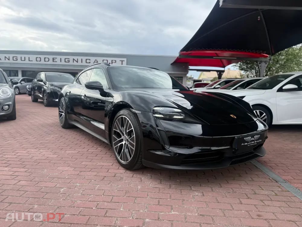 Porsche Taycan ST 4S