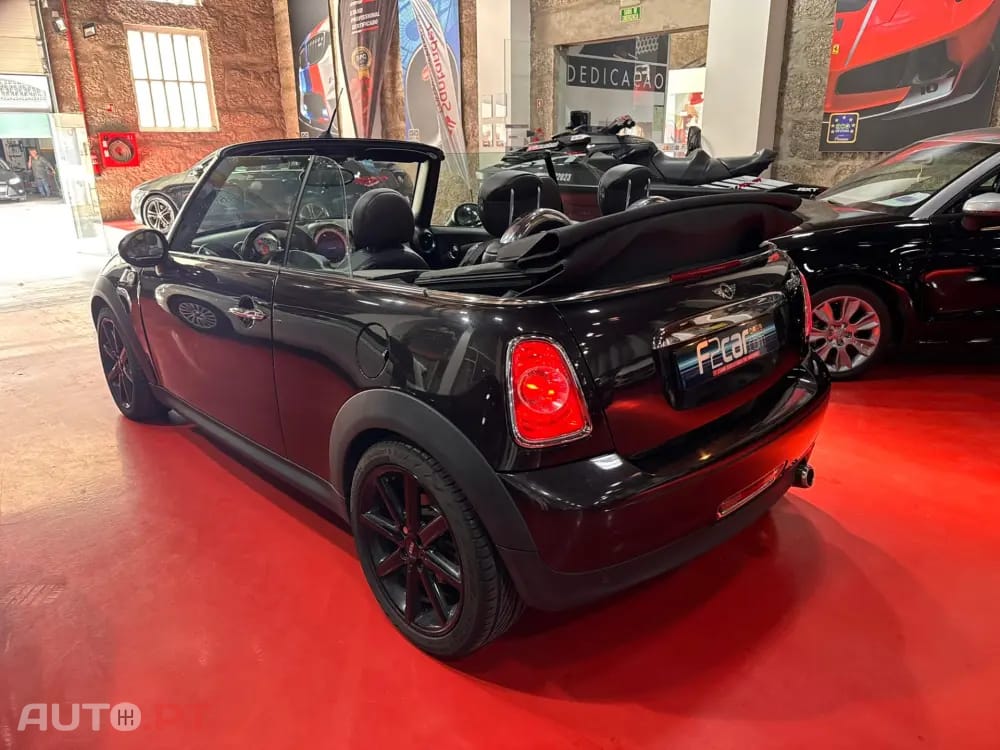 MINI Cooper Cooper D