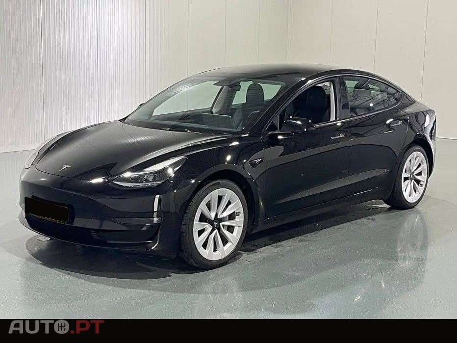 Tesla Model 3 Long Range AWD