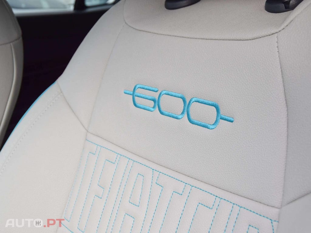 Fiat 600 1.2 Hybrid La Prima