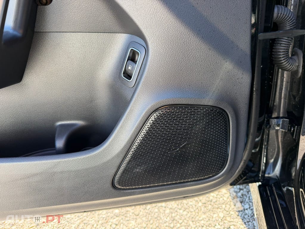 Mercedes-Benz CLA 250 e AMG Line