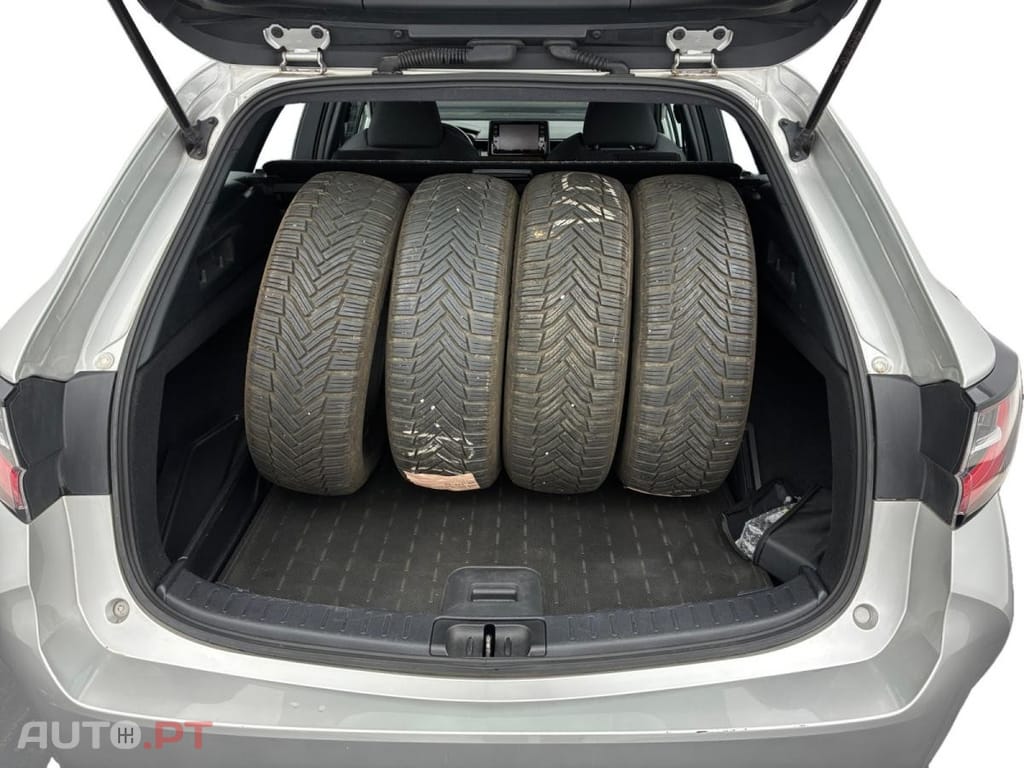 Toyota Corolla TS 1.8 Hybrid Active