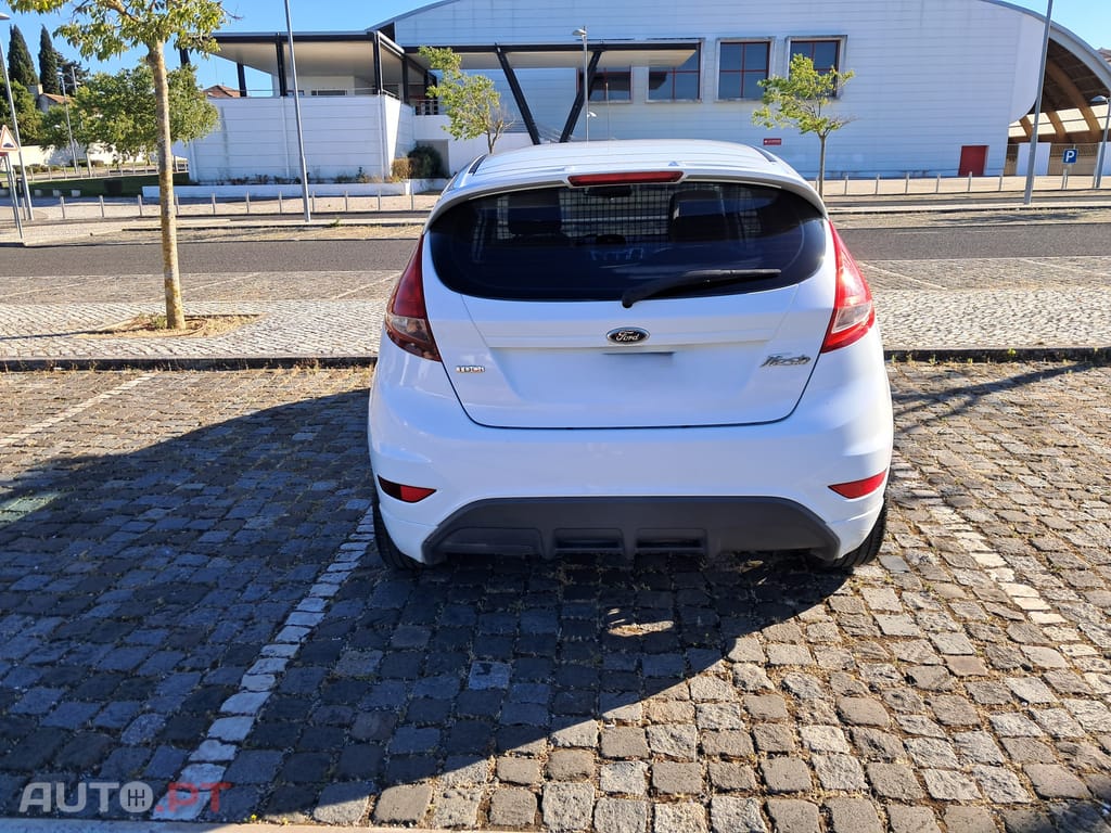 Ford Fiesta Ford Fiesta Comercial 1.6 TDCi Sport 95cv