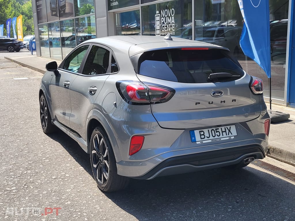 Ford Puma 1.0 EcoBoost MHEV ST-Line X