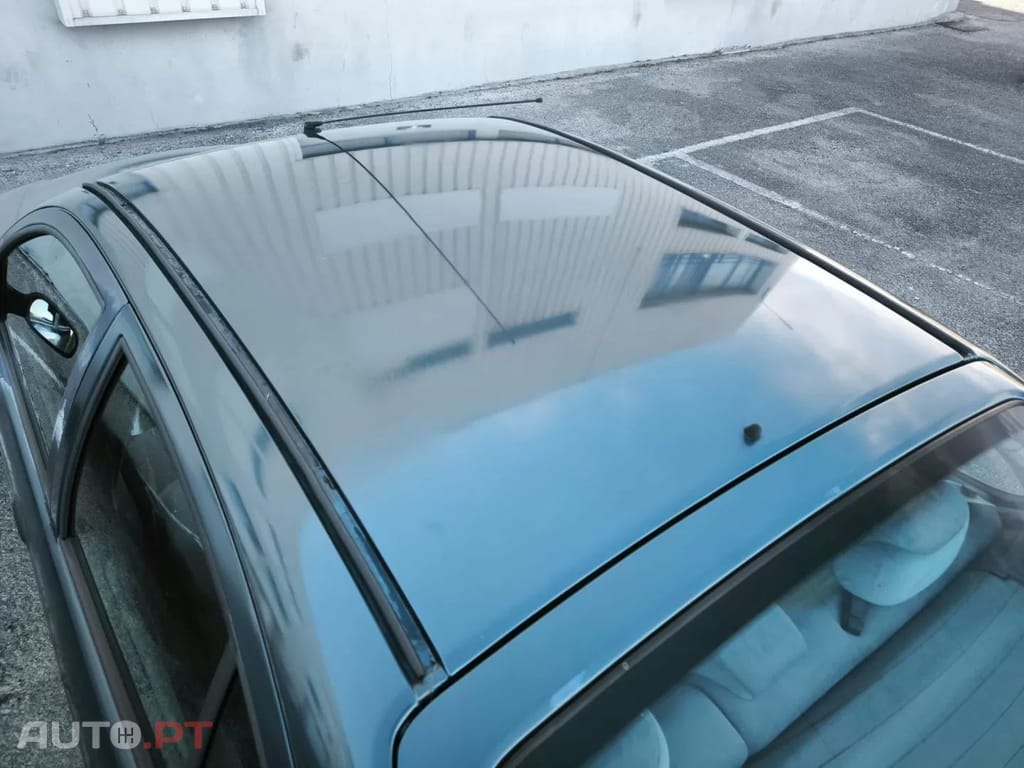 Renault Mégane 1.4 16V RXE AC