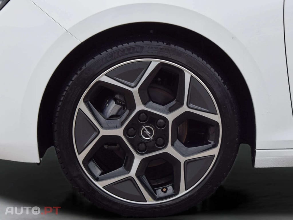 Opel Astra 1.2 T GS Aut.