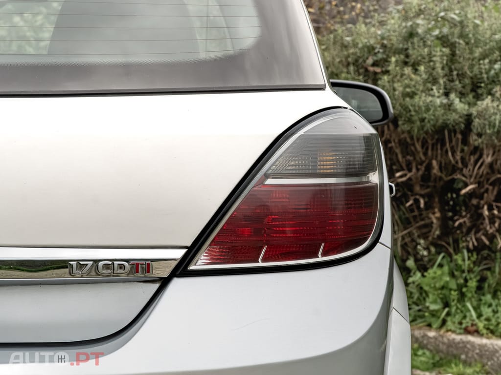 Opel Astra 1.7 CDTi Cosmo