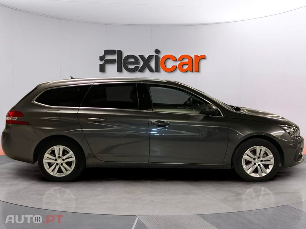 Peugeot 308 1.5 BlueHDi Style EAT8