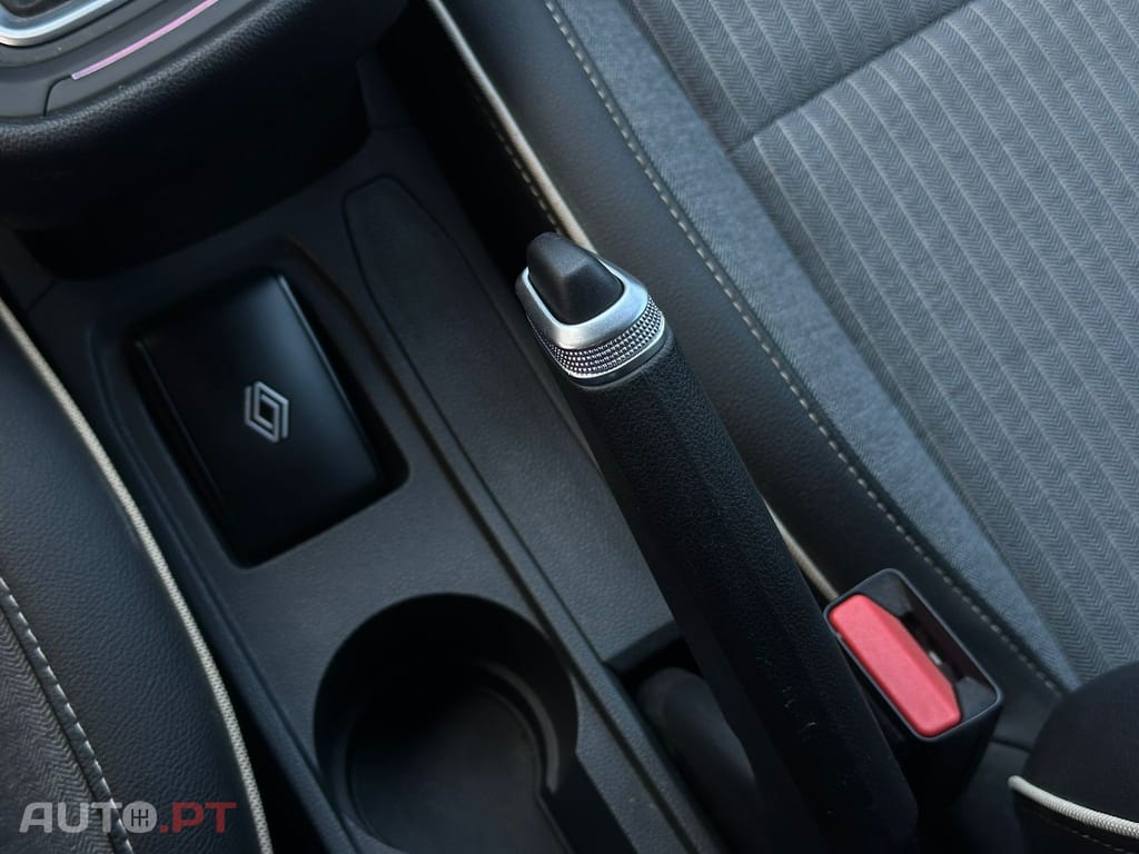 Renault Clio 1.0 TCe Intens Bi-Fuel