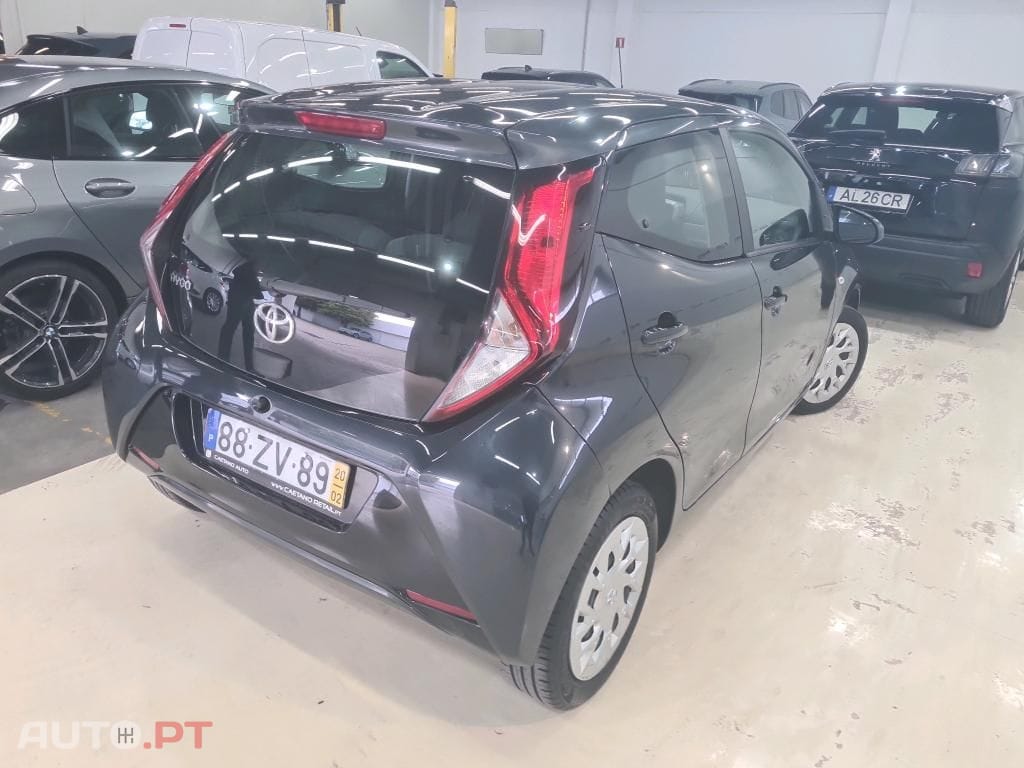 Toyota Aygo 1.0 X-Play+X-Touch