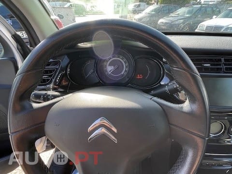 Citroen C3 1.2 VTi Seduction J16