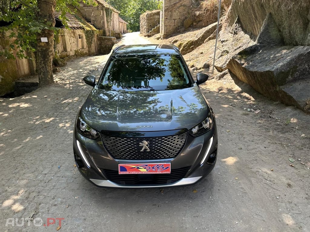 Peugeot 2008 1.2 PureTech Allure Pack EAT8