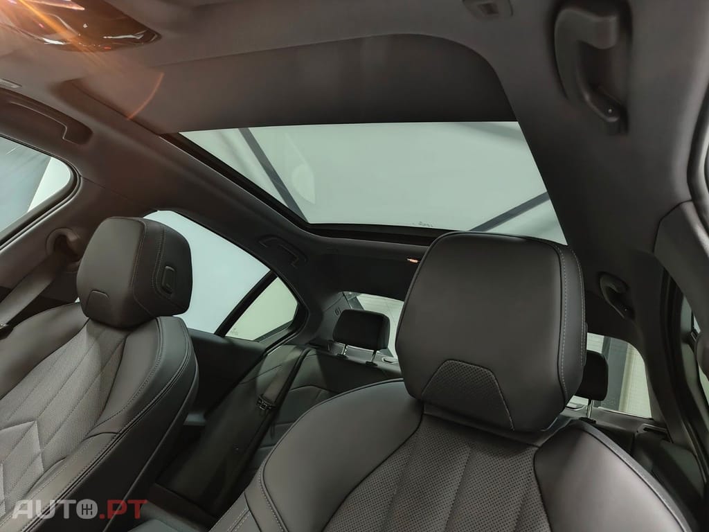 BMW i5 eDrive40