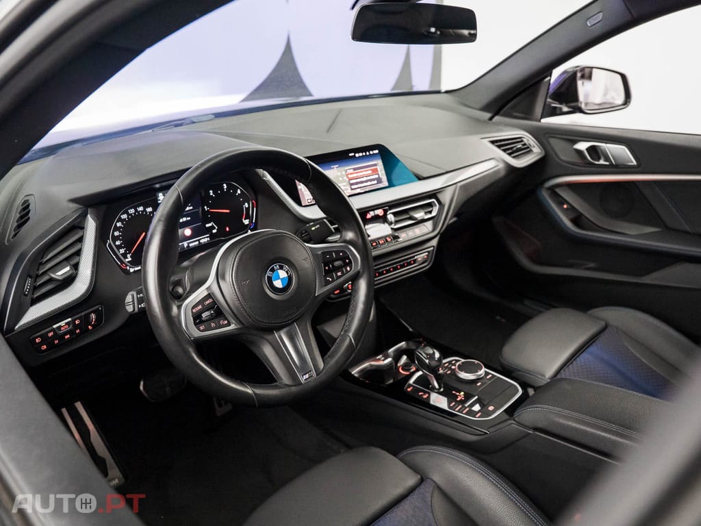 BMW 216 d Pack Desportivo M