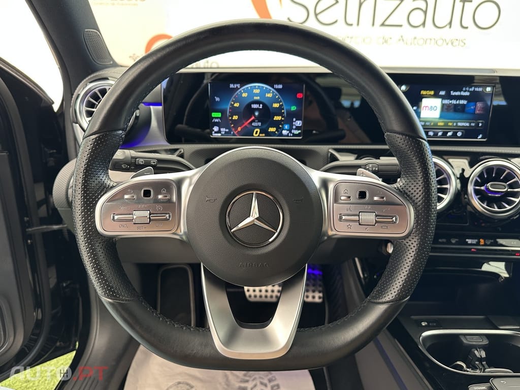 Mercedes-Benz A 250 e 8G-DCT AMG Line