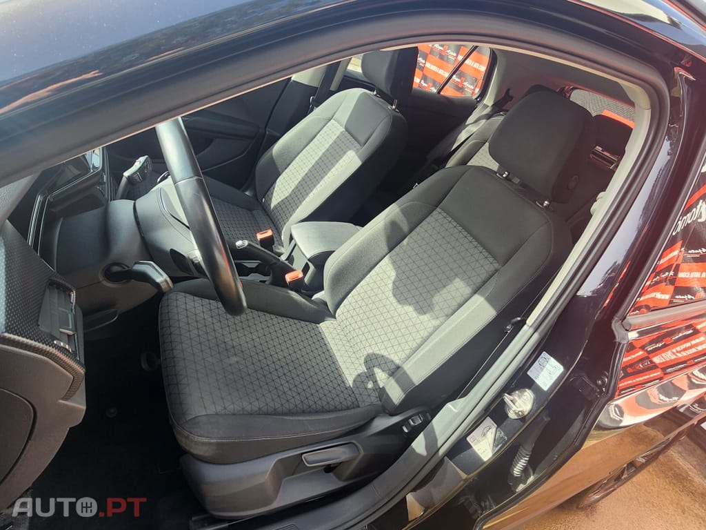 Volkswagen T-Cross 1.0 TSI Life DSG