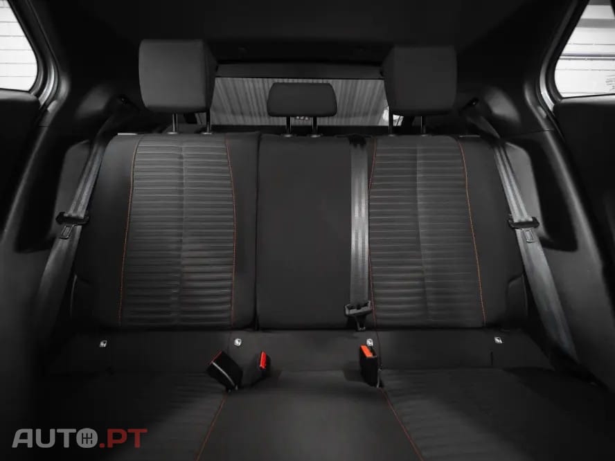 Peugeot 2008 1.2 PureTech Active Pack