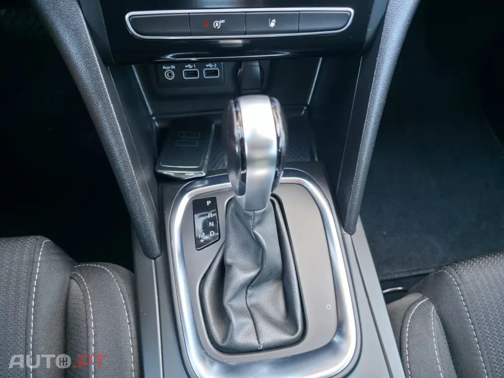Renault Mégane Sport Tourer 1.5 Blue dCi Limited EDC