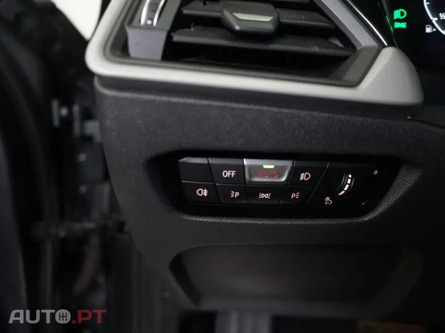 BMW 330 e Aut. Sport Line