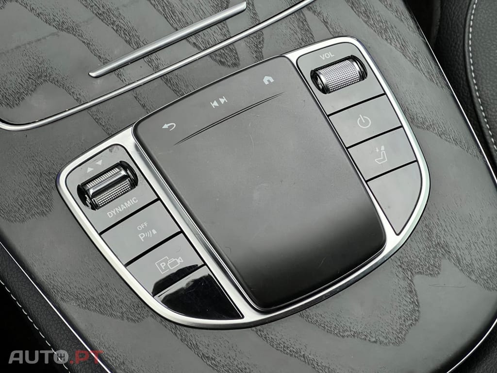 Mercedes-Benz E 300 de T 9G-TRONIC Night Edition