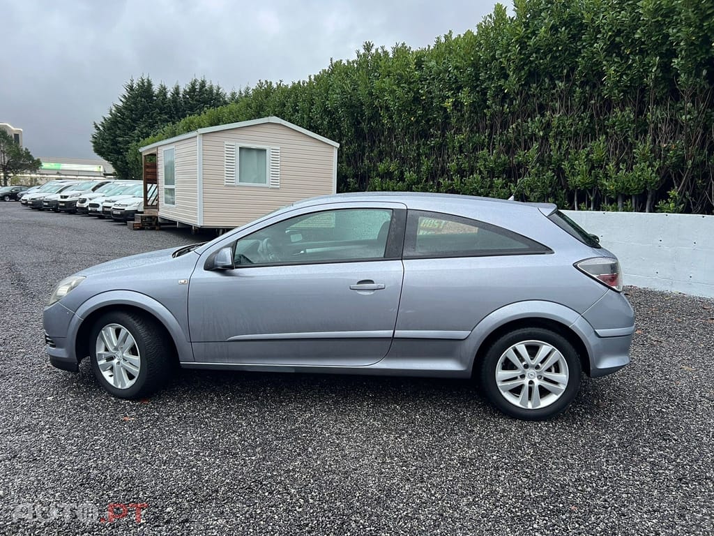 Opel Astra GTC 1.3 CDTi