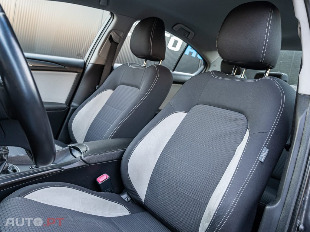 Toyota Avensis 2.0 D-4D Premium