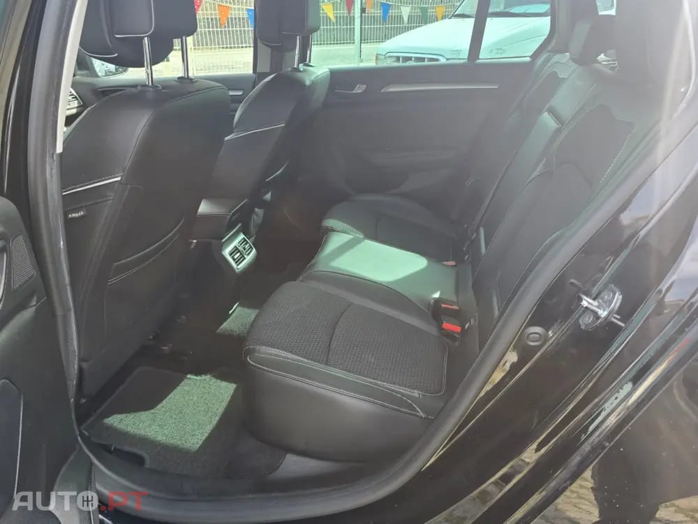 Renault Mégane 1.5 Blue dCi Bose Edition