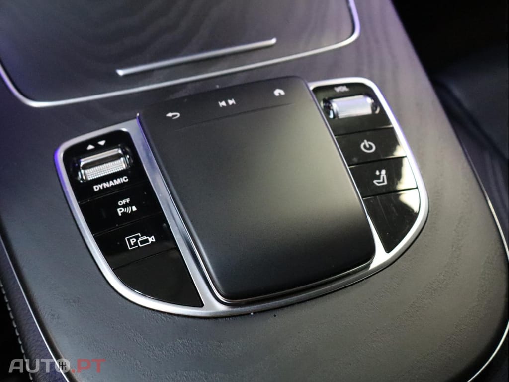 Mercedes-Benz E 300 de Exclusive